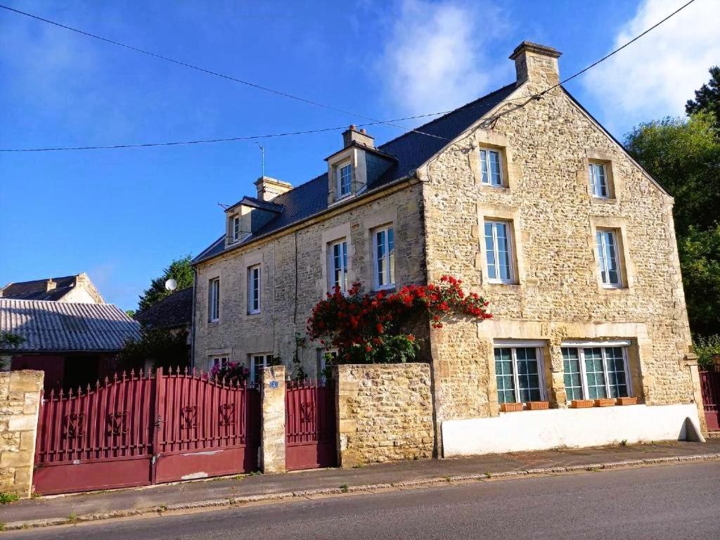 Chambres D'Hotes De Charme Entre Bayeux Et Les Plages Du Debarquement Sommervieu Εξωτερικό φωτογραφία
